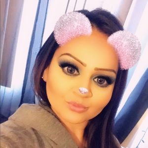 Meet your Posher, Candice